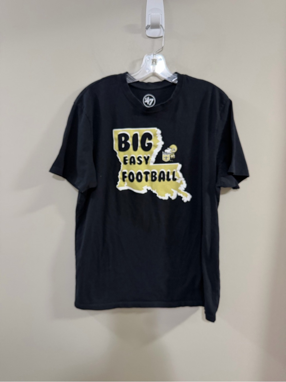 '47 NFL New Orleans Saints Big Easy Football Graphic Tee. Size L